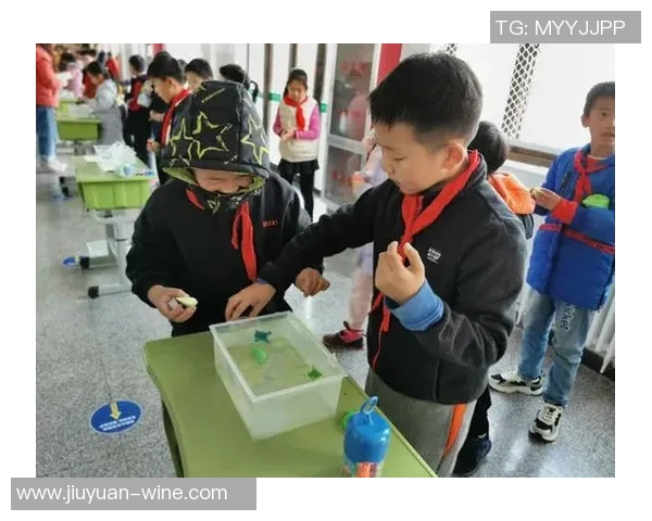 专访吴芳：探寻足球成功背后的秘密与智慧